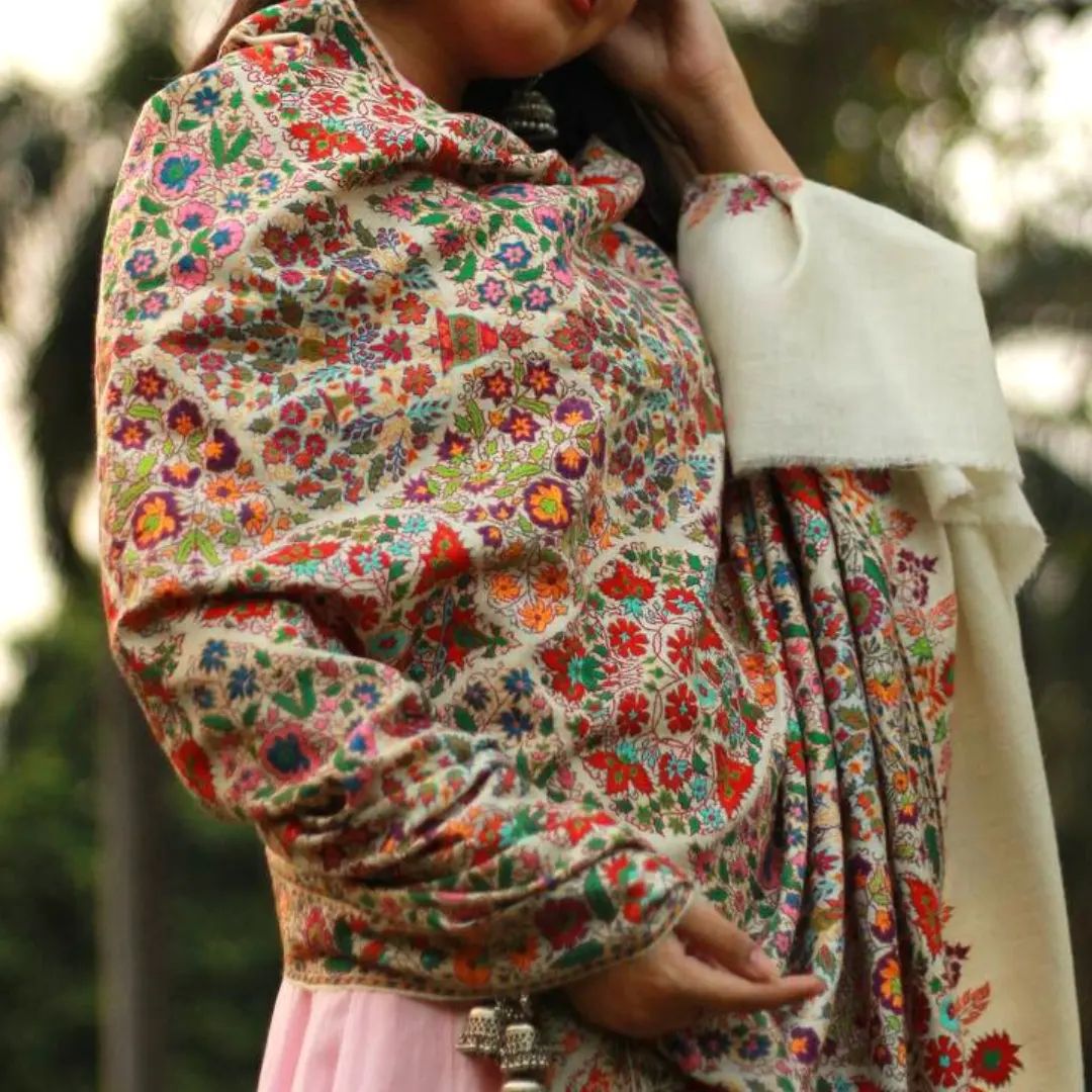 Cashmere Vs Pashmina Zoyacrafts